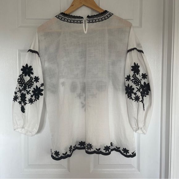 See and Be Seen Embroidered Top Sz M NWOT - Picture 8 of 10